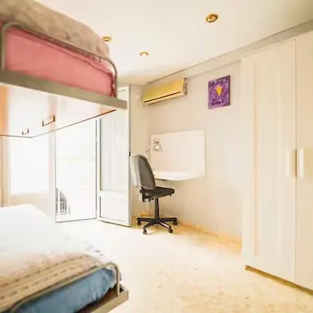 Apartment Charming 2 Bedroom In The Heart Of