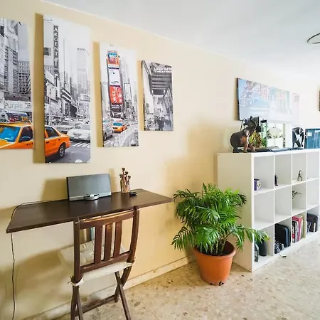 Charming 2 Bedroom In The Heart Of